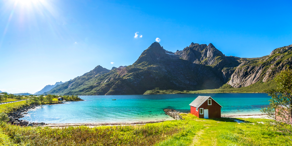 Norvegia, ponti e tunnel sottomarini: l’imponente opera che attraverserà 7 fiordi